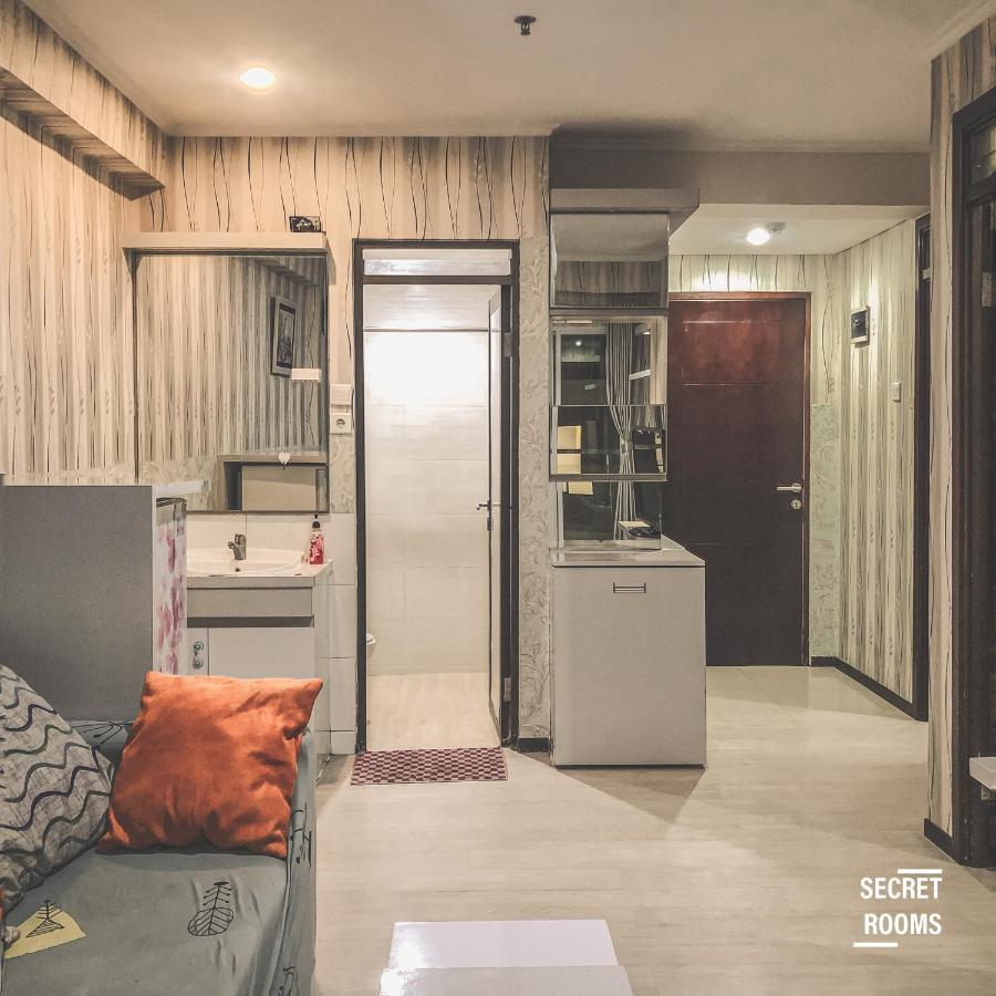 Gateway Pasteur Apartment By Secret Rooms Бандунг Екстериор снимка