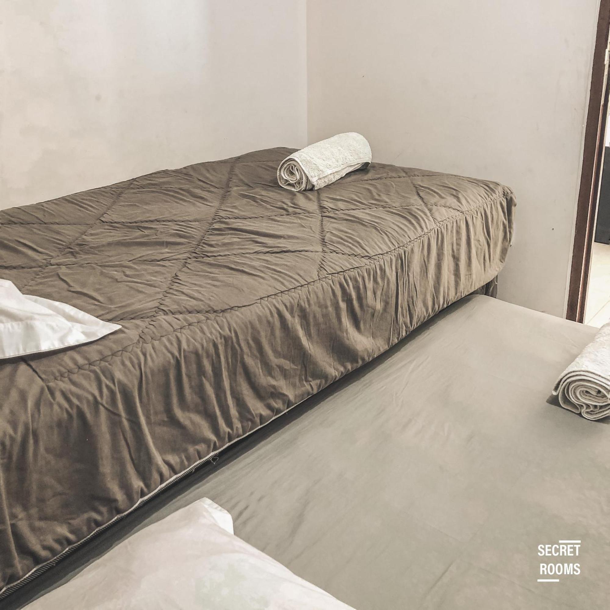 Gateway Pasteur Apartment By Secret Rooms Бандунг Стая снимка